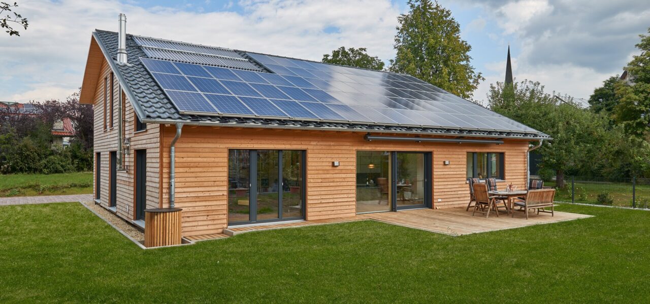 Top 3 des meilleurs constructeurs de maisons écologiques [2024]